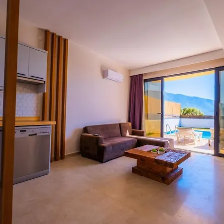 4 Kisilik Ozel Havuzlu Ve Bahceli Villa, Mugla - Awz216 Fethiye