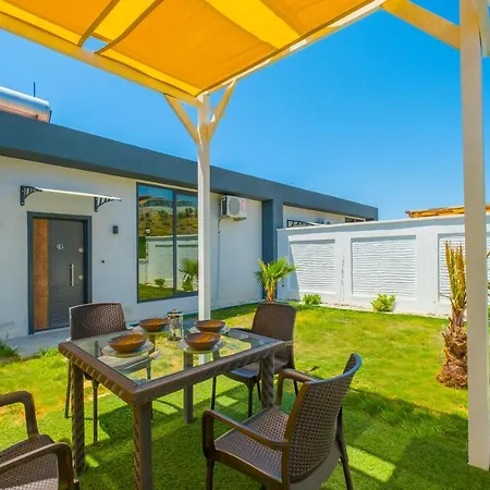 Villa 4 Kisilik Ozel Havuzlu Ve Bahceli Villa, Mugla - Awz216